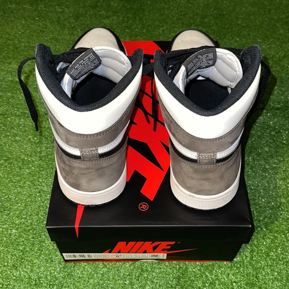 Nike Jordan 1 Retro High Dark Mocha(USED) - Picture 10 of 12